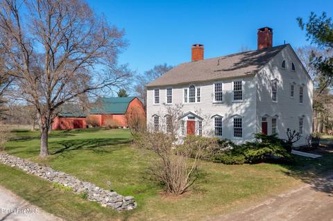 1975 Barnum St, Sheffield, MA 01257