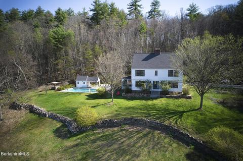 301 Shunpike Rd, Sheffield, MA 01257