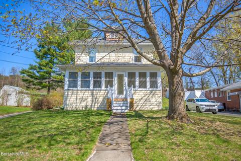 30 Elm St, Lenox, MA 01240