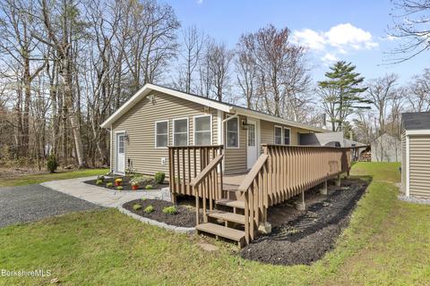 14 S Pine St, Otis, MA 01253 photo 3