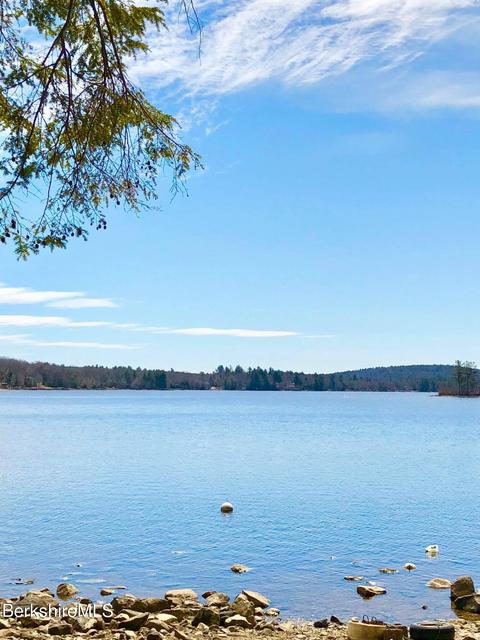 14 S Pine St, Otis, MA 01253 photo 8