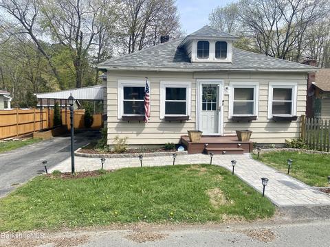 21 Beacon Ave, Pittsfield, MA 01201