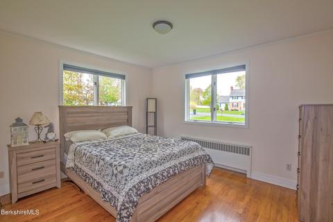 21 Roberta Rd, Pittsfield, MA 01201 photo 30