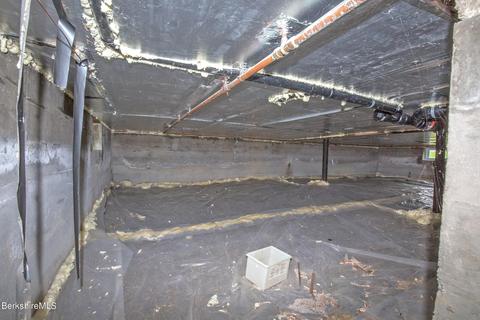 21 Roberta Rd, Pittsfield, MA 01201 photo 46