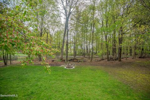 21 Roberta Rd, Pittsfield, MA 01201 photo 38