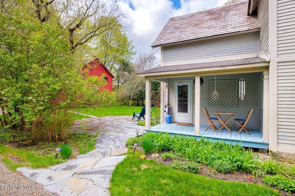  52 Cold Spring Rd, Williamstown, MA 01267 photo 4