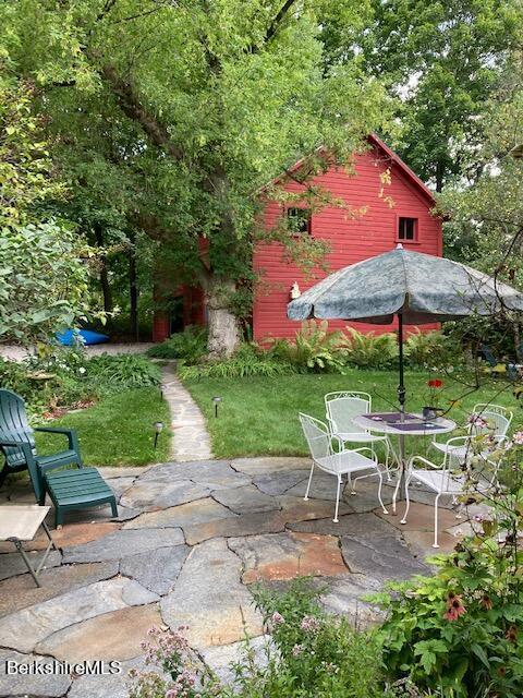 52 Cold Spring Rd, Williamstown, MA 01267 photo 8