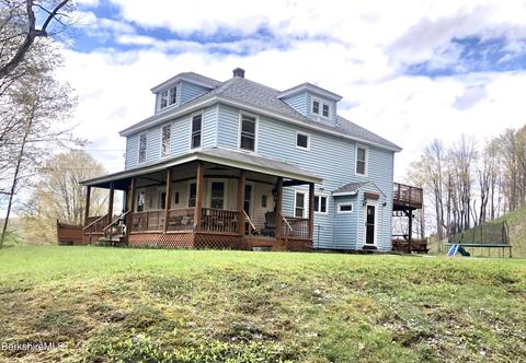 287 Maple St, Hinsdale, MA 01235