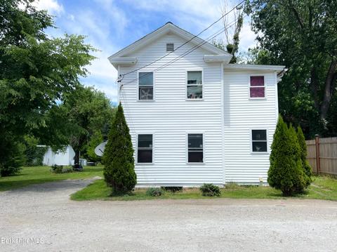 12 Leidhold Pl, Pittsfield, MA 01201
