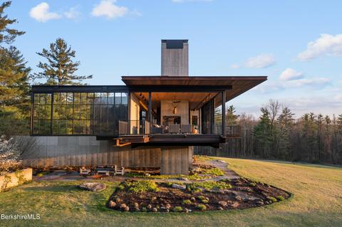 Undisclosed, New Marlborough, MA 01259