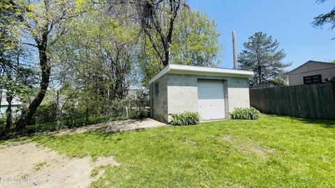 18 Pacific St, Pittsfield, MA 01201 photo 6