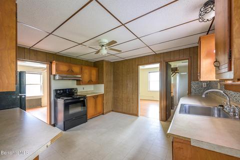 18 Pacific St, Pittsfield, MA 01201 photo 20