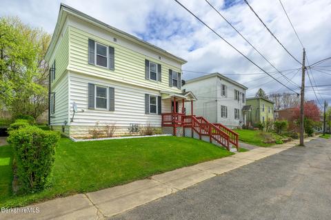 18 Pacific St, Pittsfield, MA 01201 photo 2