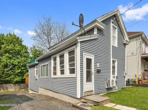 5 Richmond Ave, Pittsfield, MA 01201