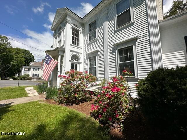  762 Main St, Williamstown, MA 01267 photo 3