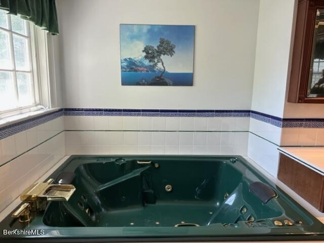  762 Main St, Williamstown, MA 01267 photo 38