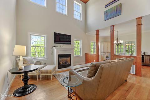 125 Antelope Dr, Lee, MA 01238 photo 15