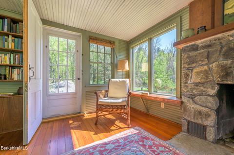 210 Chestnut St, Lee, MA 01238 photo 11