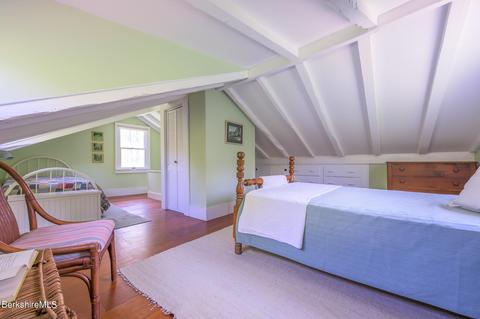210 Chestnut St, Lee, MA 01238 photo 28