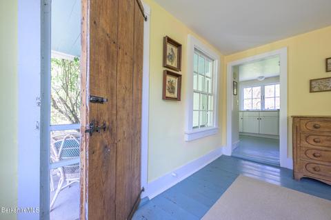 210 Chestnut St, Lee, MA 01238 photo 17