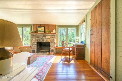 210 Chestnut St, Lee, MA 01238 photo 10