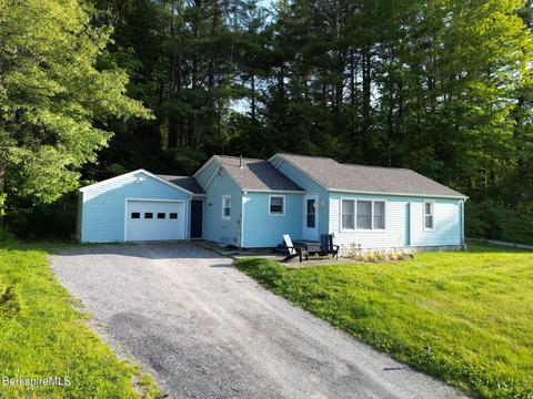 17 Mt Washington Rd, Egremont, MA 01230