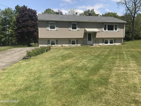70 East St, Adams, MA 01220
