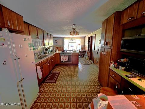 219 Bancroft Rd, Becket, MA 01223 photo 6