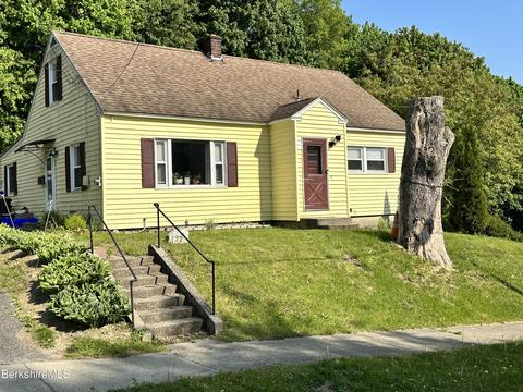 22 Dickinson Ave, Pittsfield, MA 01201