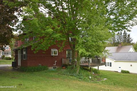 405 Fairview St, Lee, MA 01238 photo 4