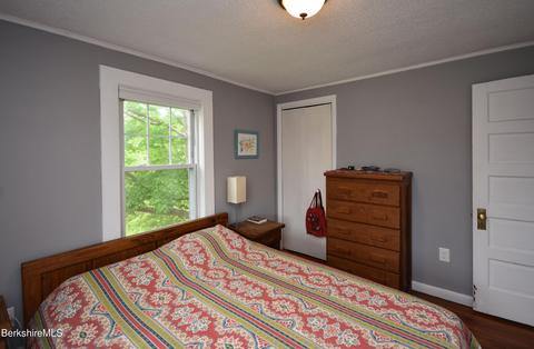 405 Fairview St, Lee, MA 01238 photo 22