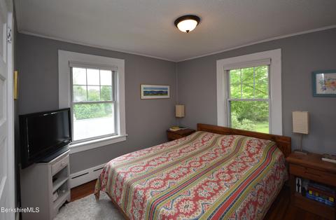 405 Fairview St, Lee, MA 01238 photo 20