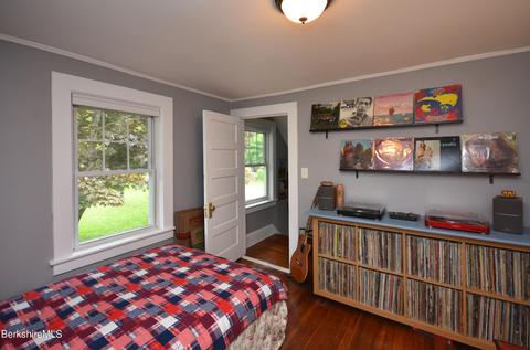 405 Fairview St, Lee, MA 01238 photo 28