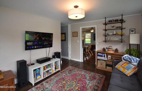405 Fairview St, Lee, MA 01238 photo 12