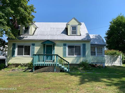 923 Holmes Rd, Pittsfield, MA 01201