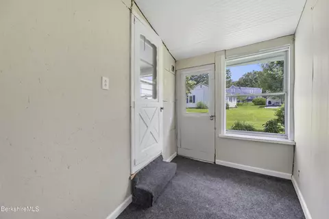 29 Powers St, Adams, MA 01220 photo 20