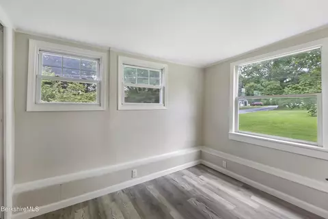 29 Powers St, Adams, MA 01220 photo 33