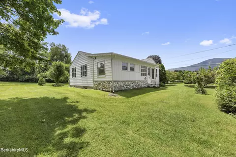 29 Powers St, Adams, MA 01220 photo 25