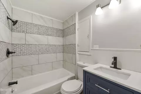 29 Powers St, Adams, MA 01220 photo 15