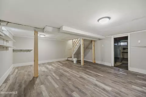 29 Powers St, Adams, MA 01220 photo 17
