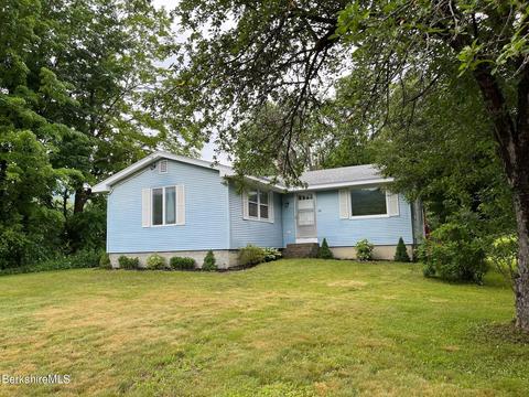321 New Ashford Rd, Williamstown, MA 01267