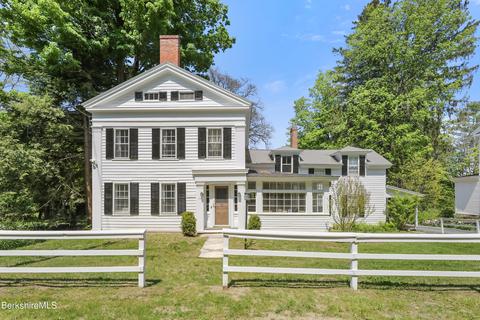 17 Sheffield Rd, Egremont, MA 01230