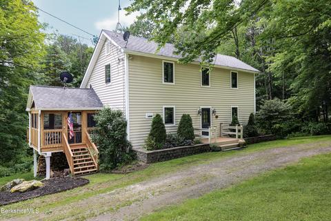 13 Egremont Hts, Great Barrington, MA 01230