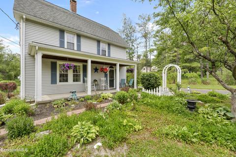 150 Fairview St, Lee, MA 01238 photo 2