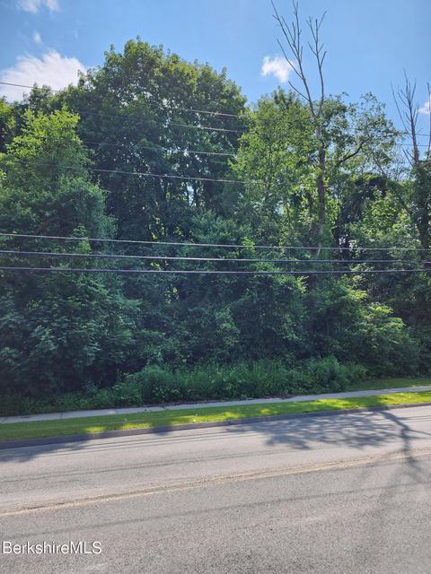 0 Pecks Rd, Pittsfield, MA 01201
