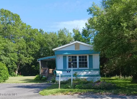 8 Cherokee Dr, North Adams, MA 01247