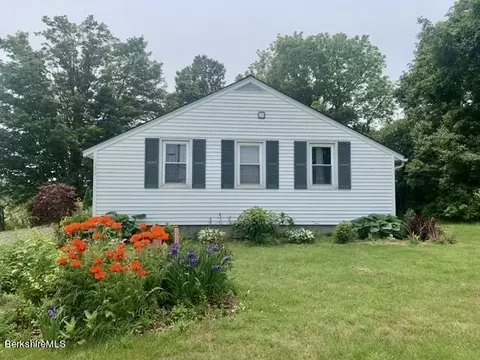 356 Golden Hill Rd, Lee, MA 01238
