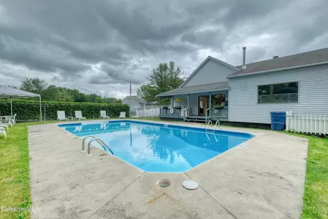 1-10 Rolling Hill Ln #1-10, Lenox, MA 01240 photo 21