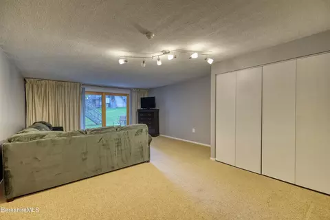 1-10 Rolling Hill Ln #1-10, Lenox, MA 01240 photo 16