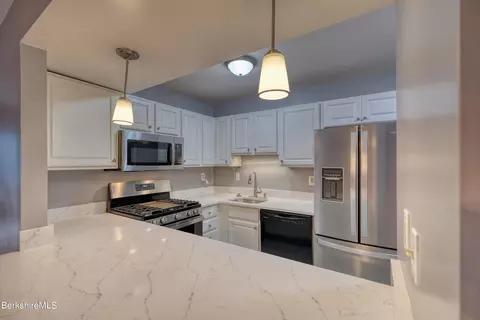 1-10 Rolling Hill Ln #1-10, Lenox, MA 01240 photo 8